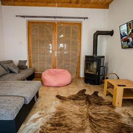 דירה Halfarock Ueduelohaz